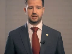 Mladić iz Podgorice koji je spasio ženu iz nabujale rijeke Morače dobija Medalju za hrabrost Mladić iz Podgorice koji je spasio ženu iz nabujale rijeke Morače dobija Medalju za hrabrost