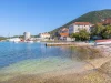 Zabranjeno kupanje na plaži u Stonu zbog zagađenja mora fekalnog porijekla